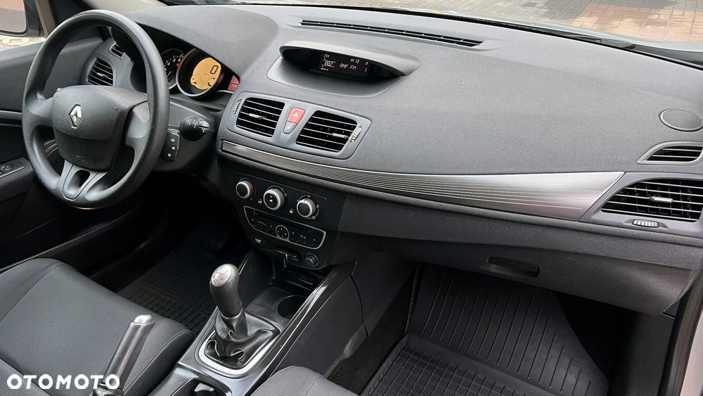 Renault Megane 1.6 16V 100 Expression - 6