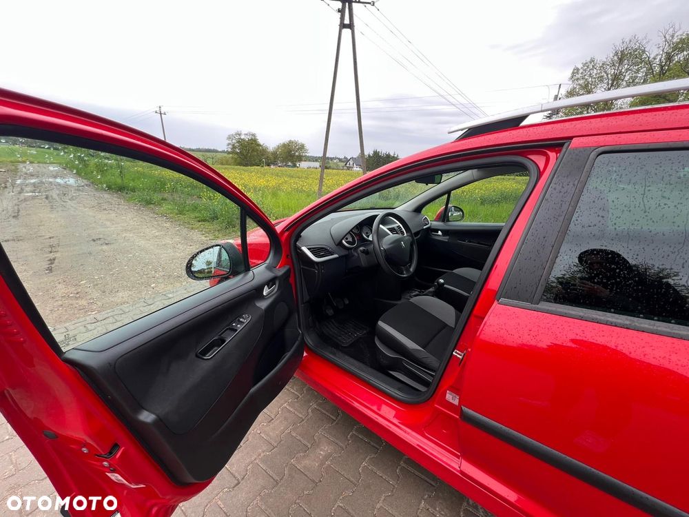 Peugeot 207 1.4 Trendy - 9
