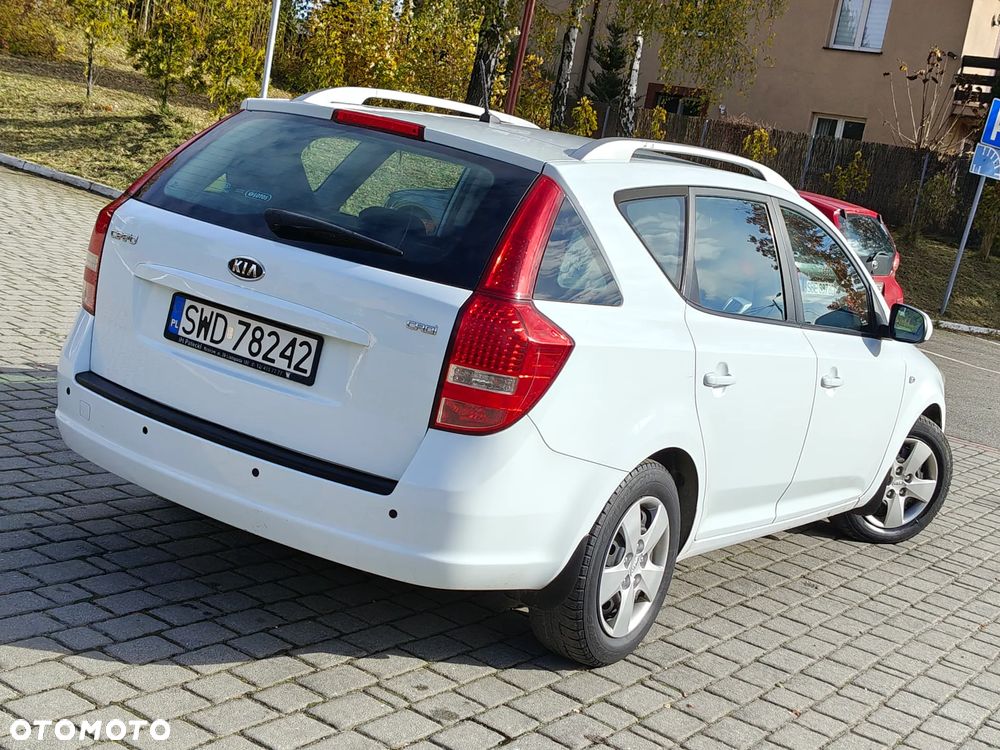 Kia Ceed 1.6 CRDi 90 ISG Spirit - 5