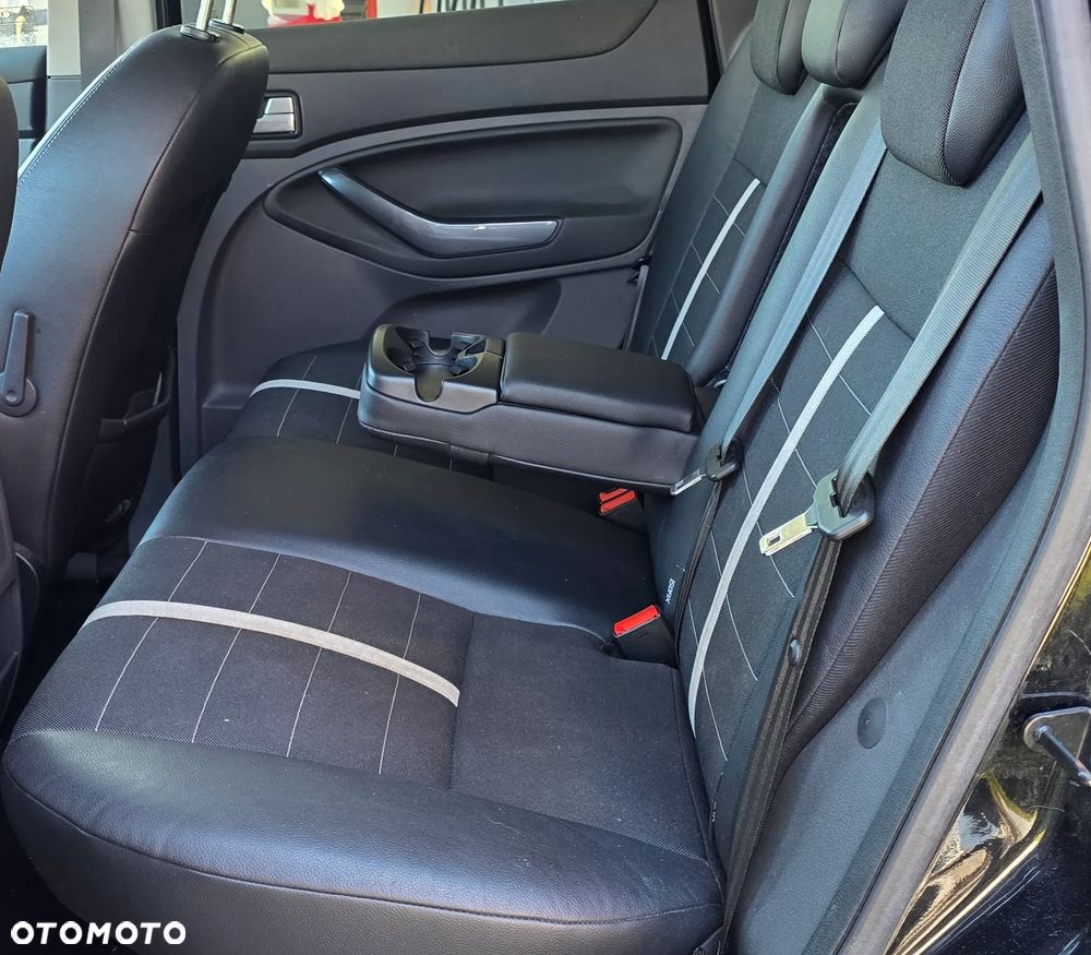 Ford Kuga 2.0 TDCi 4x4 Titanium - 18