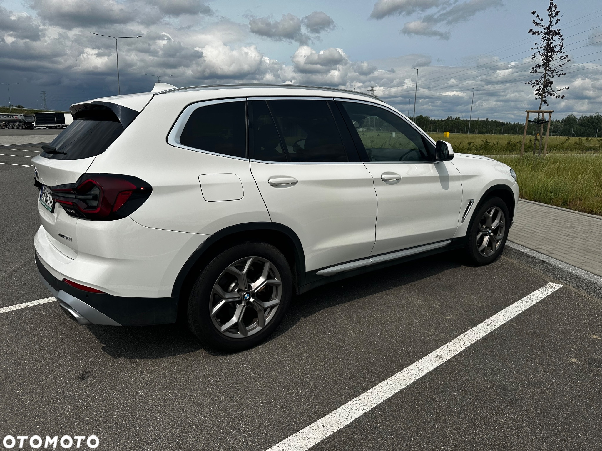 BMW X3 xDrive30i Advantage - 4