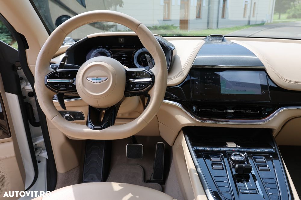 Aston Martin DBX Standard - 26