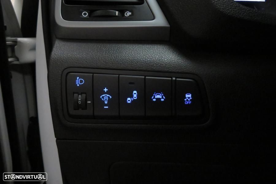 Hyundai Tucson 1.6 CRDi Premium +P.Pele DCT - 19