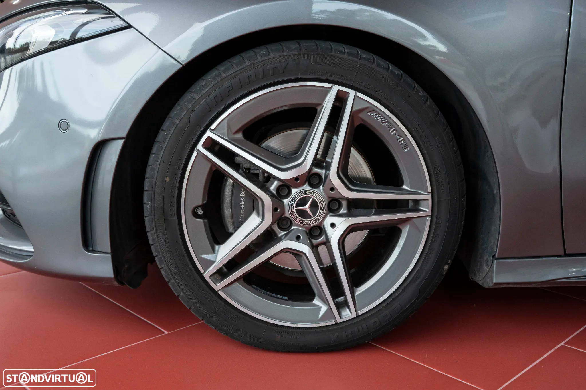 Mercedes-Benz A 160 d AMG Line - 6