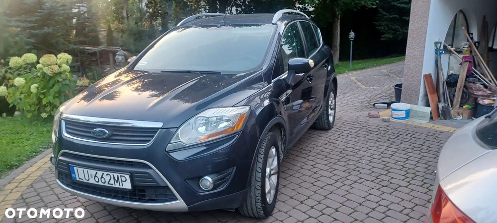 Ford Kuga - 2