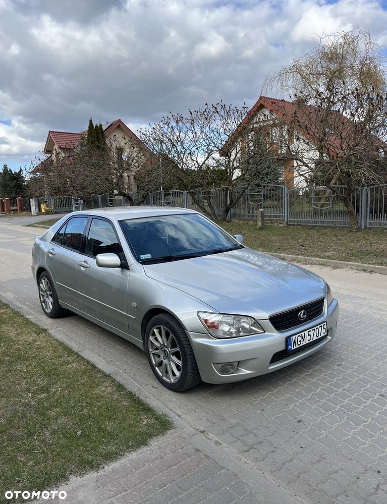 Lexus IS 200 Classic - 1