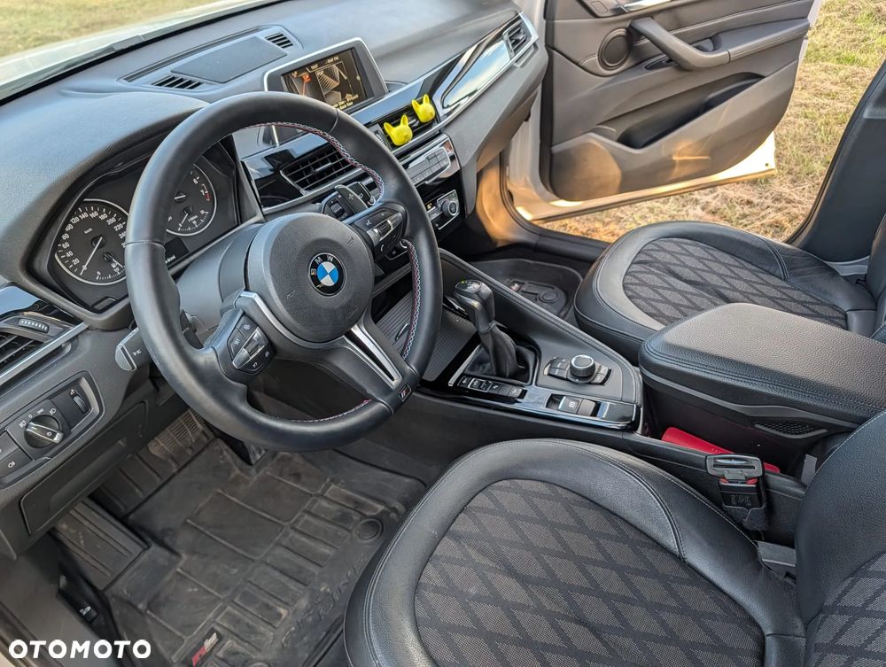 BMW X1 xDrive20i - 25