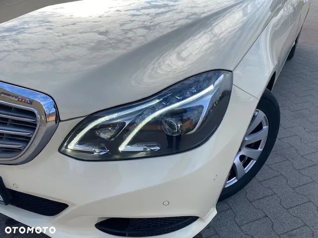 Mercedes-Benz Klasa E 200 T CDI 7G-TRONIC - 17