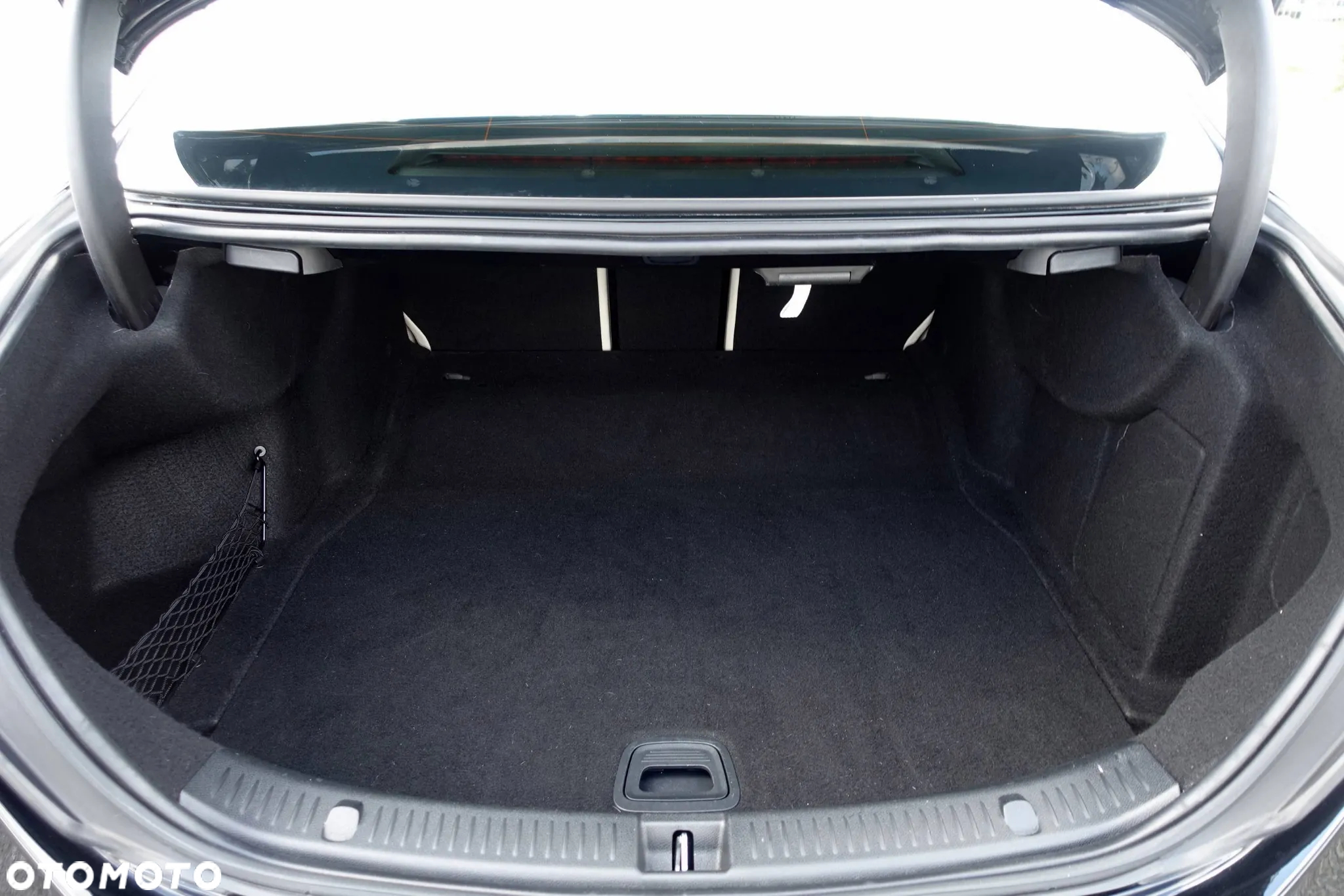 Mercedes-Benz Klasa E 220 d 4-Matic 9G-TRONIC - 31