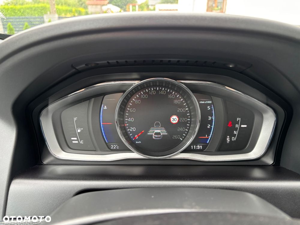 Volvo XC 60 D4 AWD Geartronic RDesign - 31