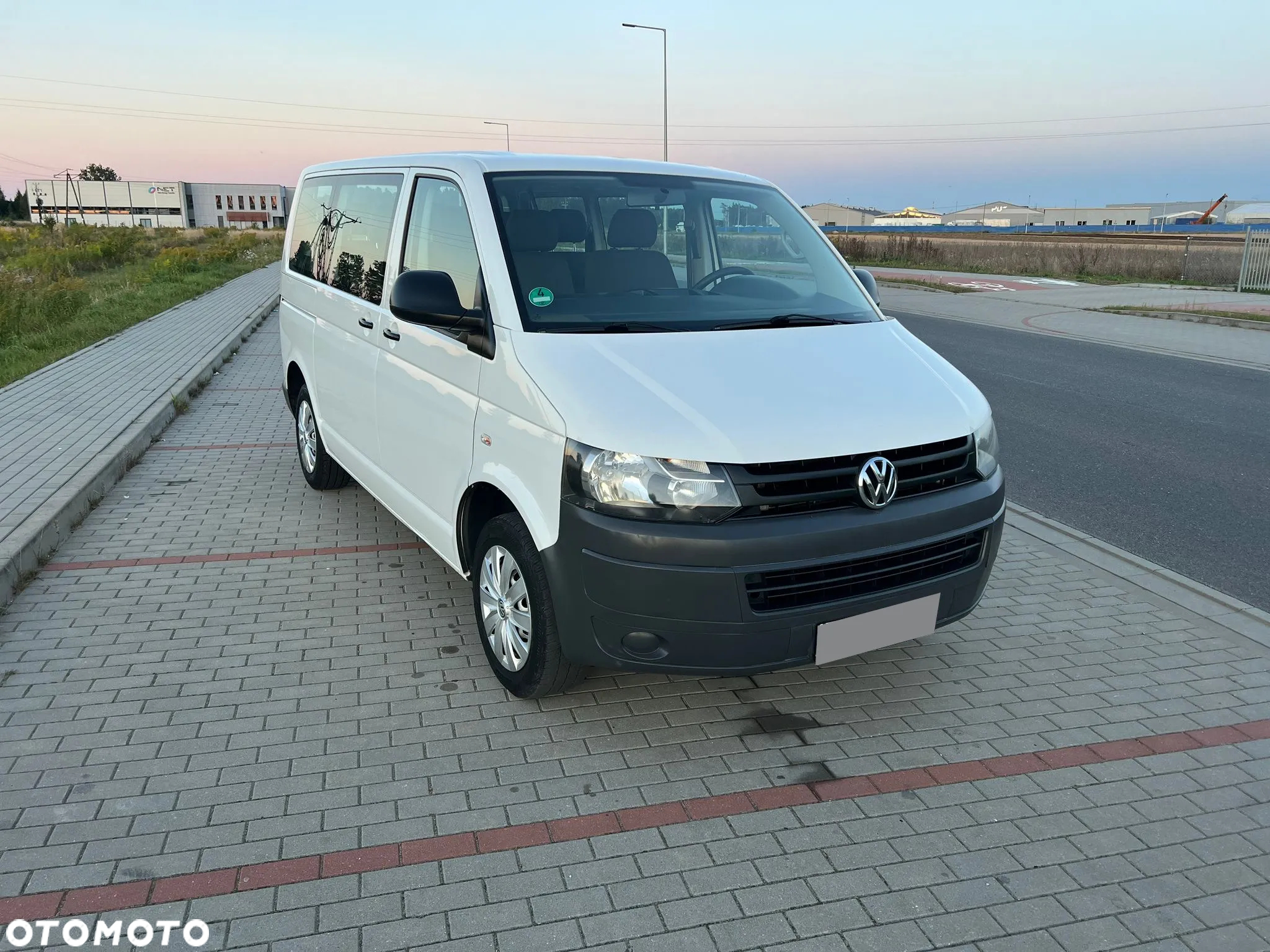 Volkswagen Transporter T5 TDI L1H1 - 3