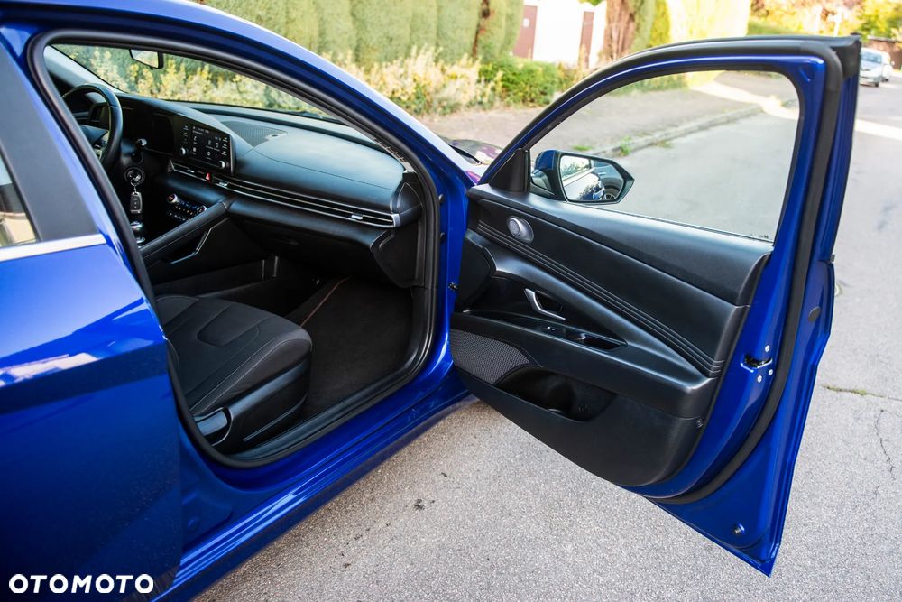 Hyundai Elantra 1.6 Smart - 36