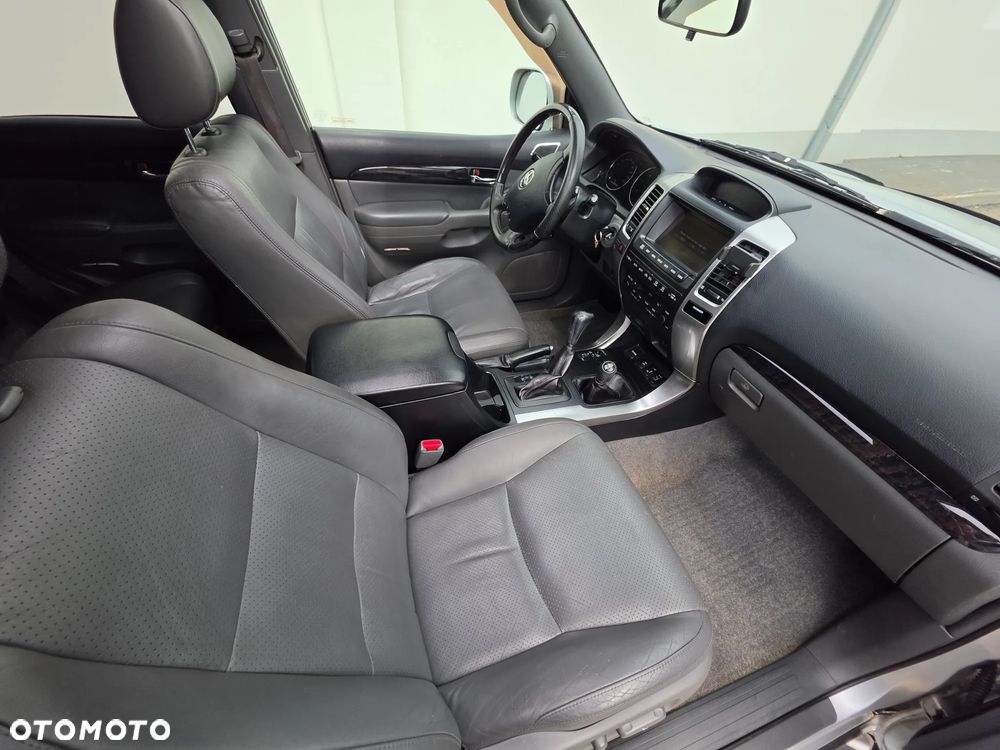 Toyota Land Cruiser 3.0 D X Platinium - 26