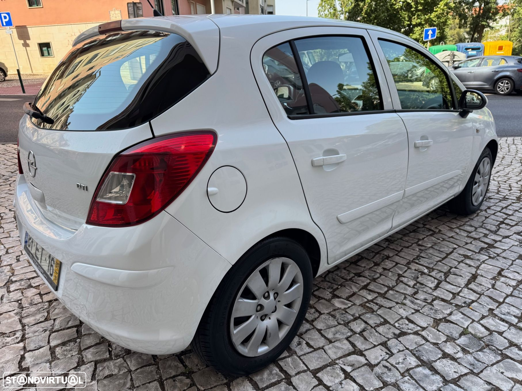 Opel Corsa 1.3 CDTi Enjoy - 24