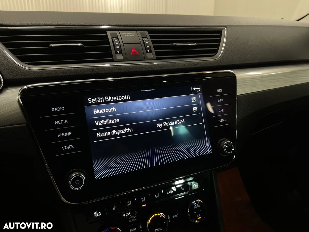 Skoda Superb 2.0 TDI DSG Ambition - 16