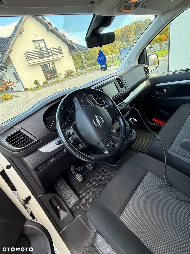 Opel Vivaro 2022 photo 2