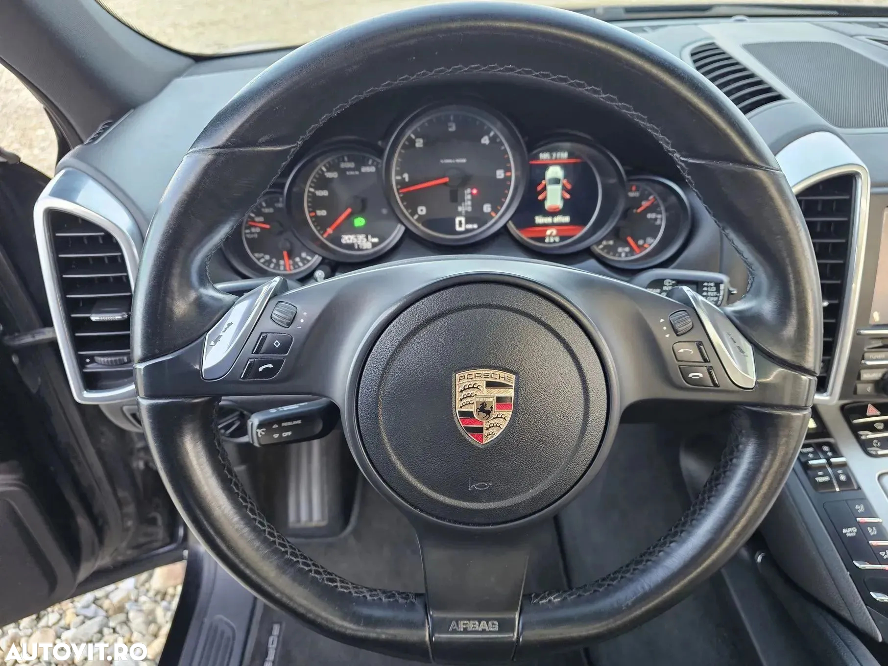 Porsche Cayenne Diesel Platinum Edition - 17
