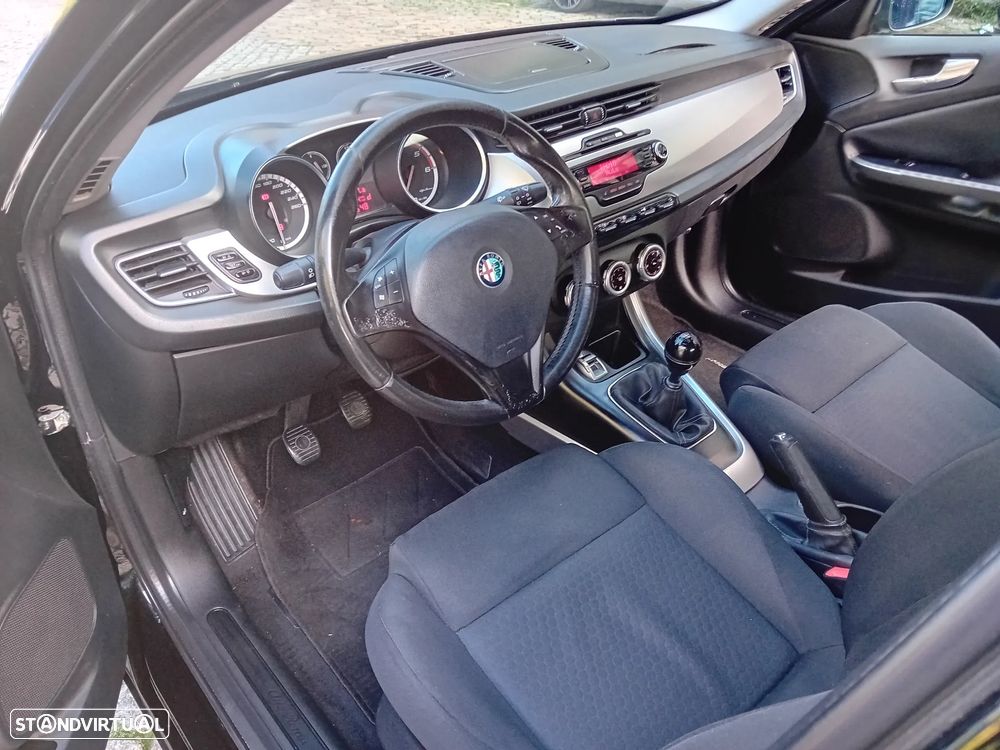 Alfa Romeo Giulietta 1.6 JTDm Progression - 27