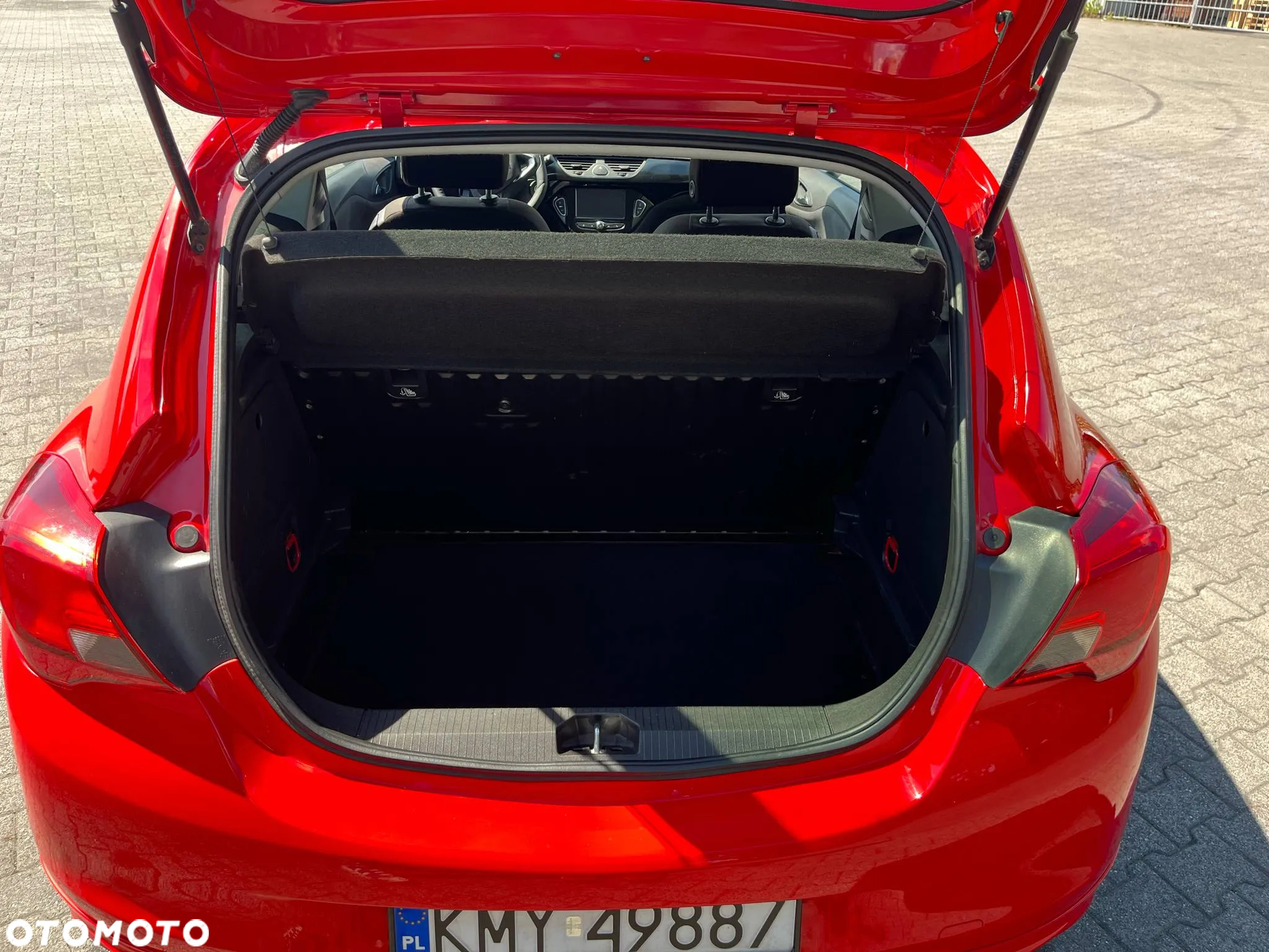Opel Corsa 1.4 T Cosmo S&S - 19
