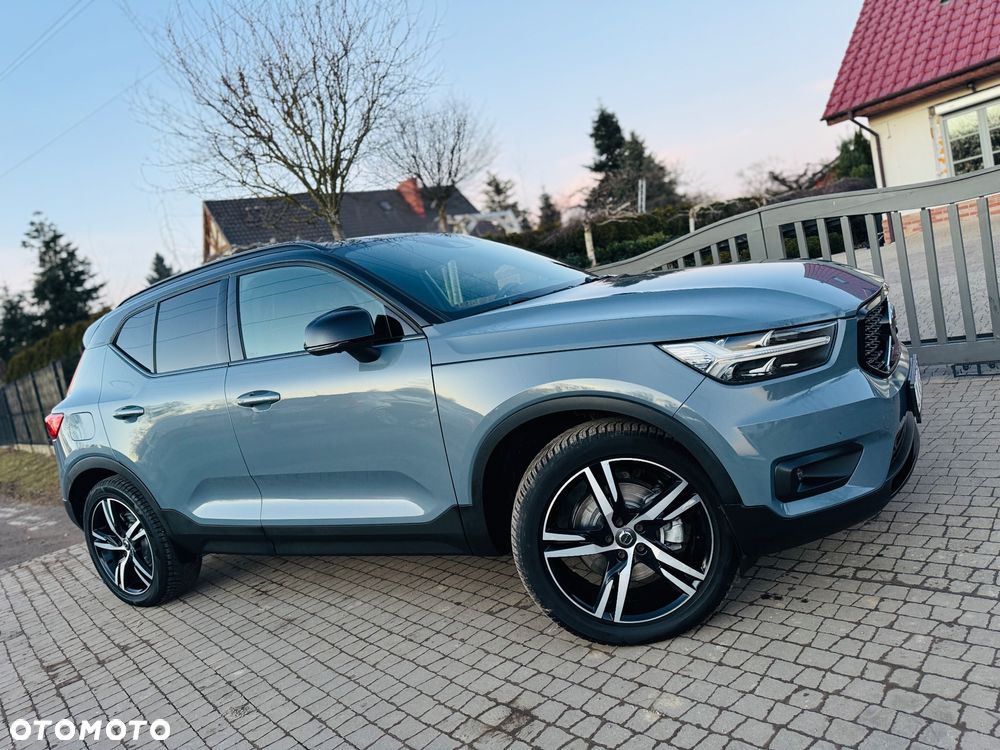Volvo XC 40 D4 AWD Geartronic R-Design - 28
