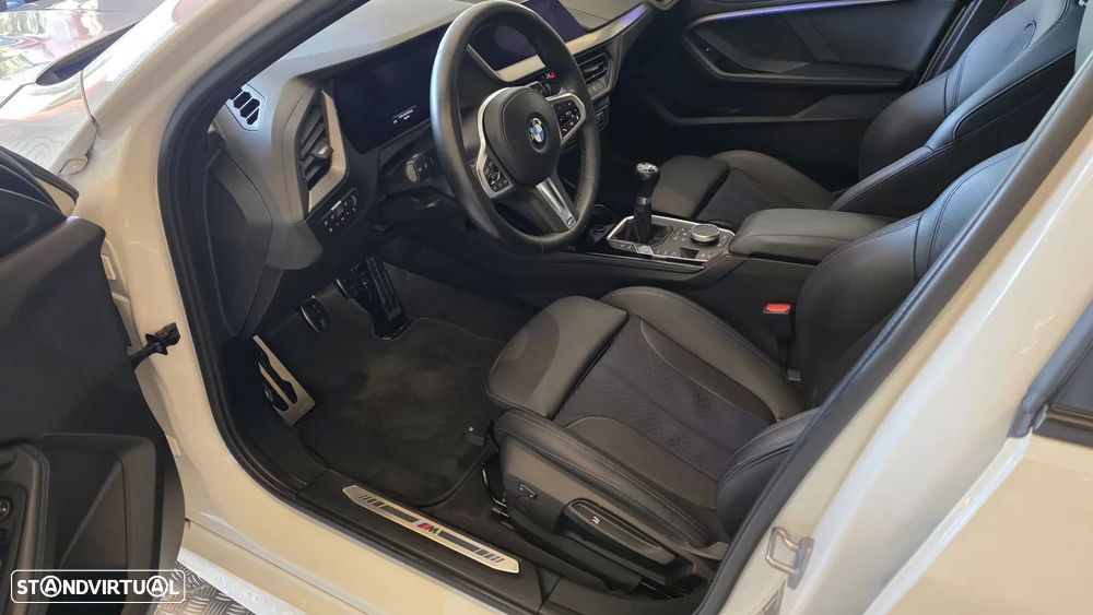 BMW 116 d Pack Desportivo M - 6