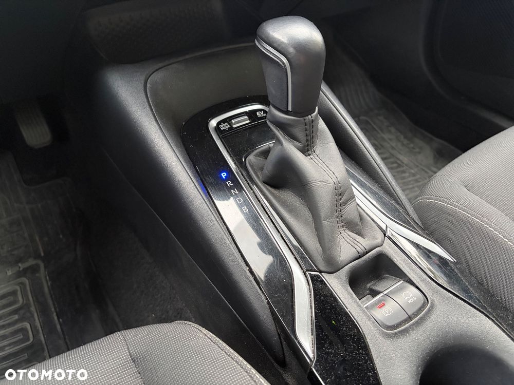 Toyota Corolla 1.8 Hybrid Comfort - 22