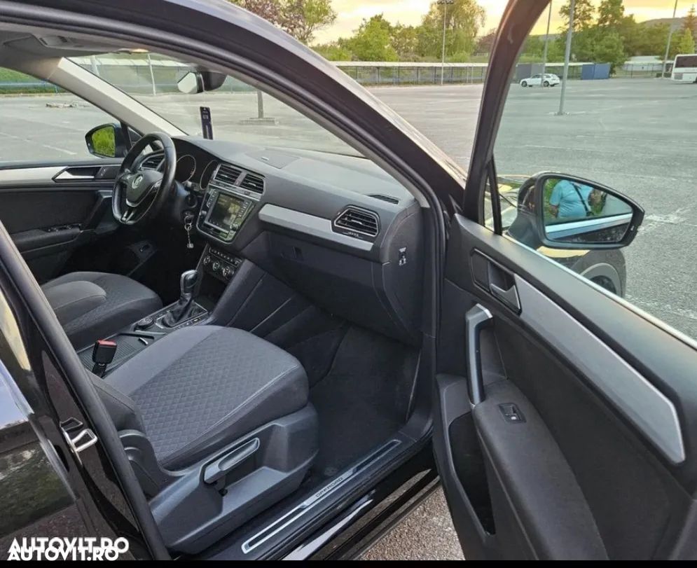 Volkswagen Tiguan - 6