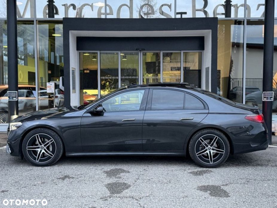 Mercedes-Benz Klasa E 200 mHEV 4-Matic AMG 9G-Tronic - 6