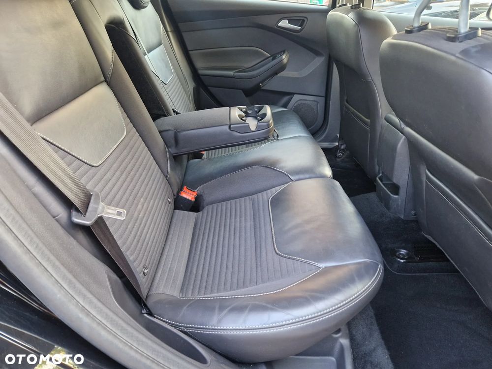 Ford Focus 2.0 TDCi ST-Line Black ASS - 30