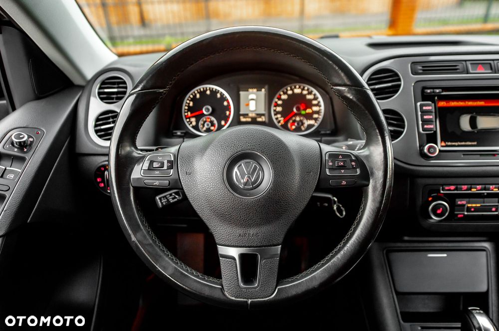 Volkswagen Tiguan - 19