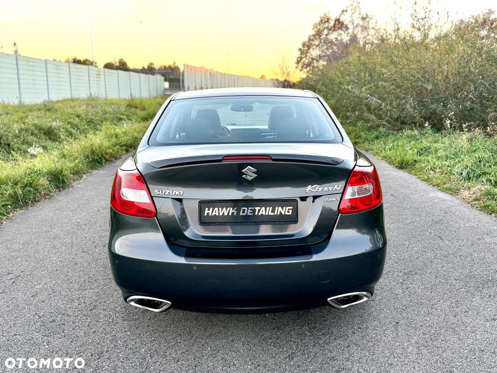 Suzuki Kizashi 2.4 Sport 4WD CVT - 6