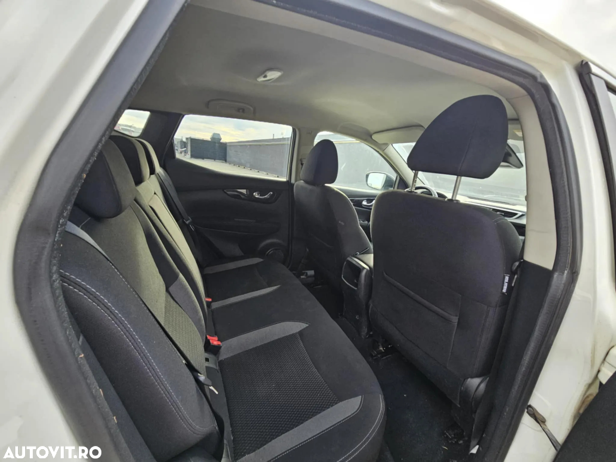 Nissan Qashqai 1.6 DCI ALL-MODE 4x4i TEKNA - 8