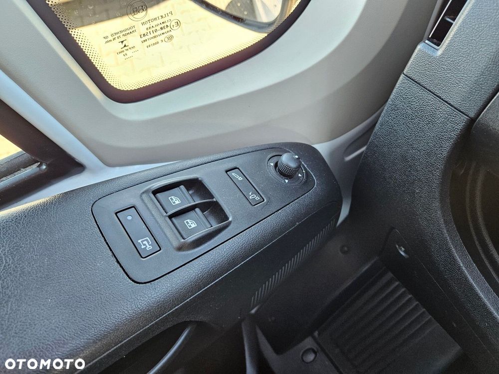 Peugeot boxer L4H2 *94900zł NETTO* Brygadówka 6 osób 2.2HDi/140KM - 18