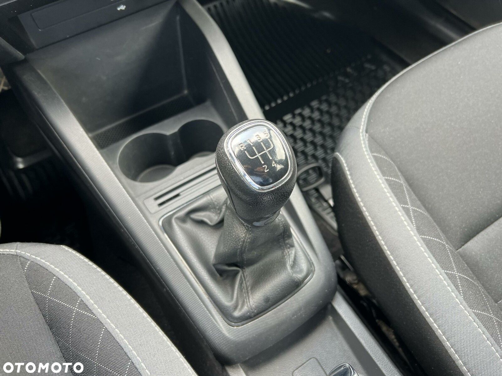 Skoda Fabia 1.0 TSI Ambition - 27