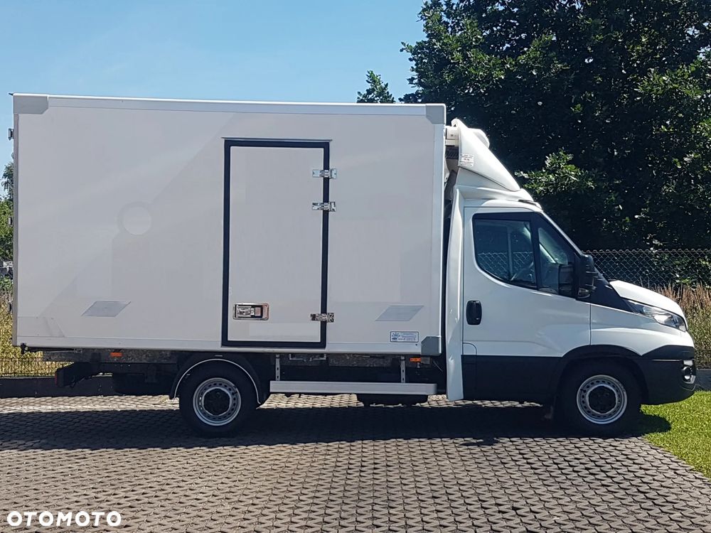 Iveco DAILY CHŁODNIA IZOTERMA AGREGAT THERMO KING V-200 MAX GRZANIE 7EP 3,68x2,10x2,10 KLIMA KRAJOWY - 12