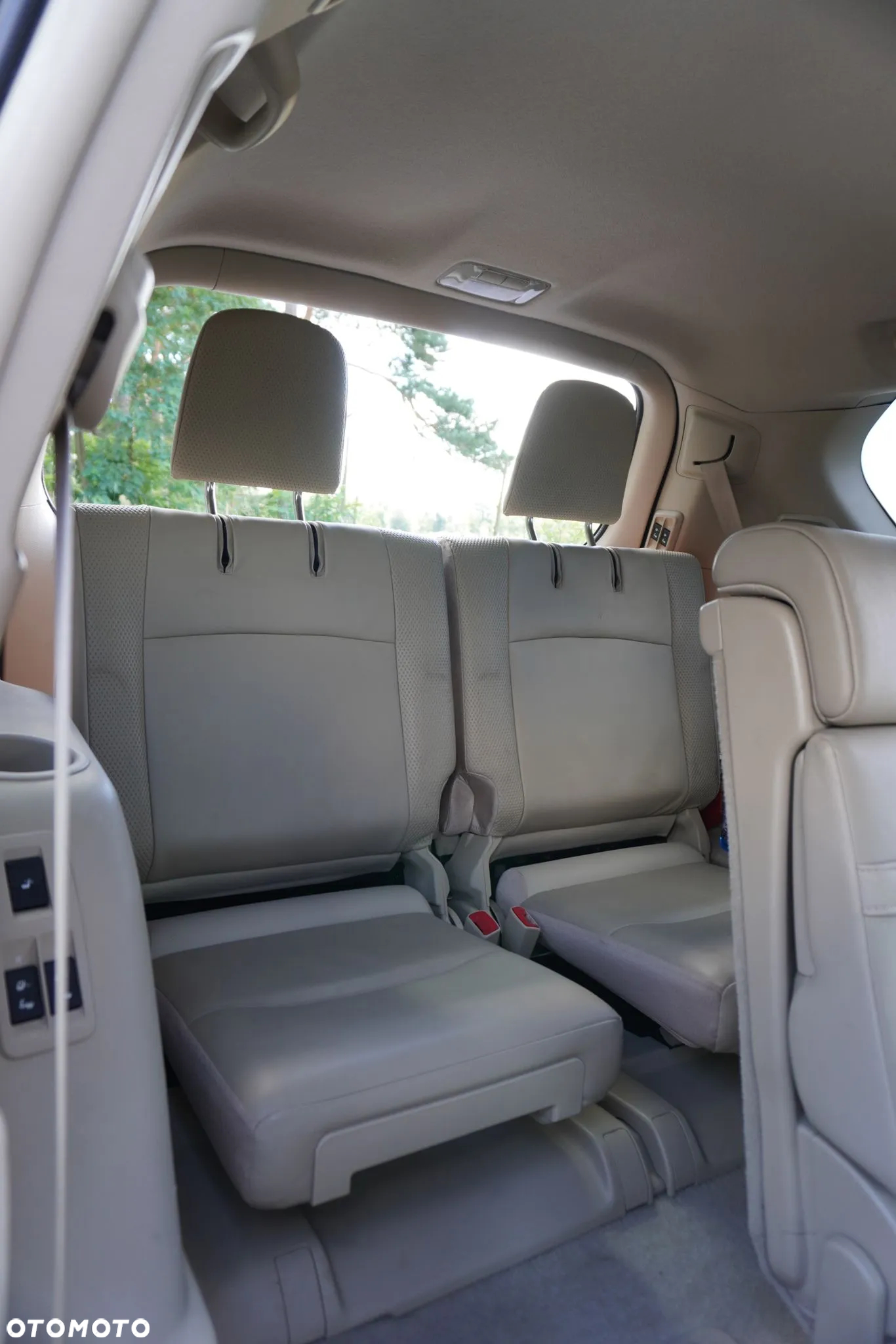 Toyota Land Cruiser LC 3.0 D-4D Prestige 7os - 26