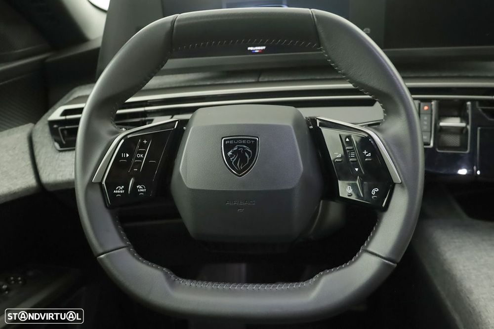 Peugeot 5008 1.2 Hybrid Allure e-DCS6 - 13