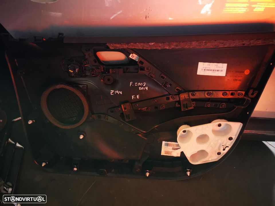 PEUGEOT 2008 FORRA / QUARTELA PORTA FRENTE ESQUERDA - Z194 - 4