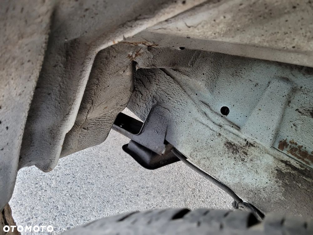 Volkswagen LT 35 Brygadówka 7 osób L2H2 - 31