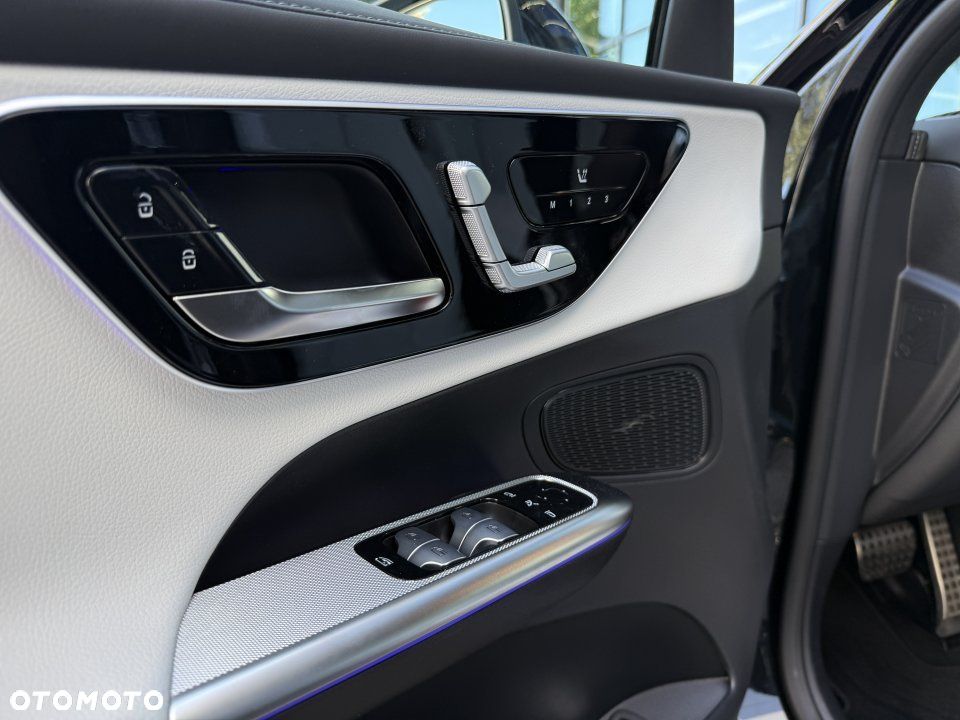 Mercedes-Benz GLC - 8
