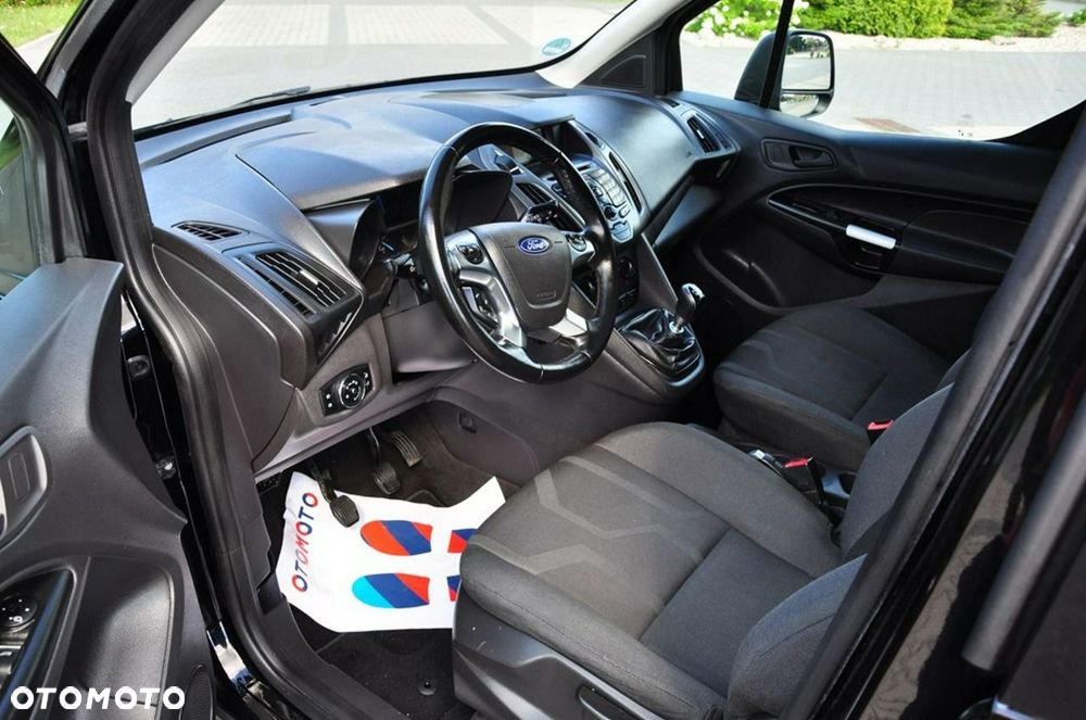 Ford Tourneo Connect - 31