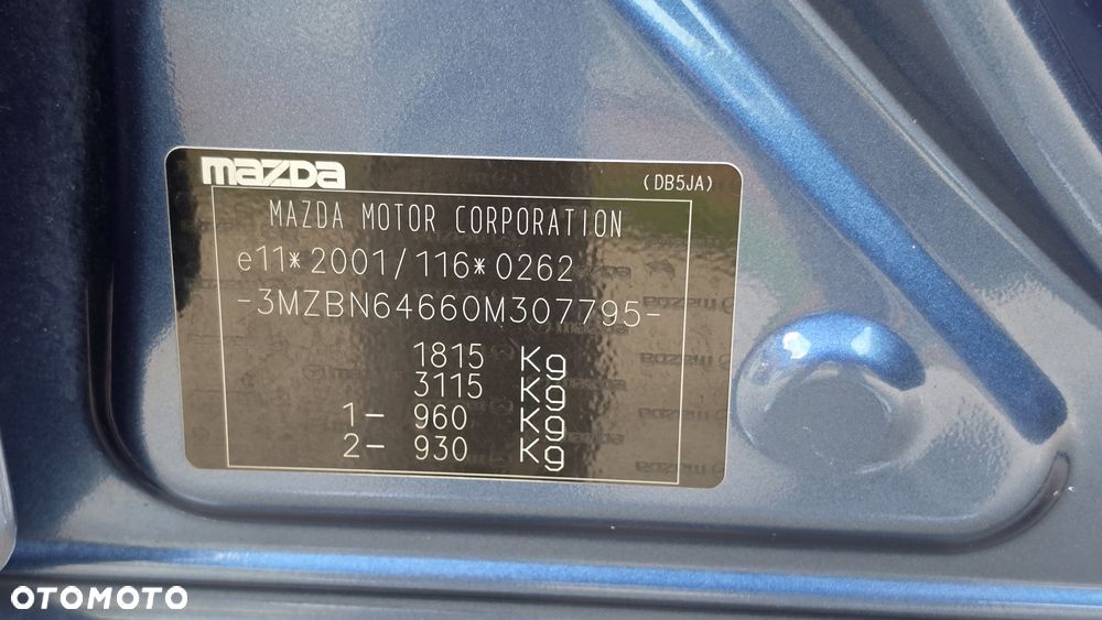 Mazda 3 SKYACTIV-G 120 Signature+ - 35