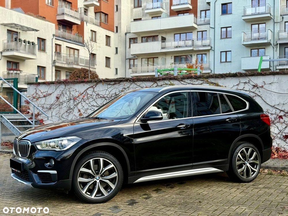 BMW X1 sDrive20i GPF xLine - 13