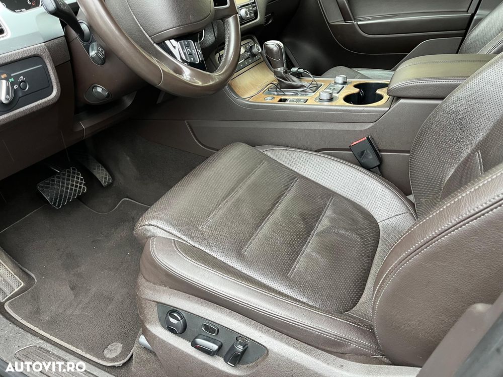Volkswagen Touareg 3.0 V6 TDI BMT - 10