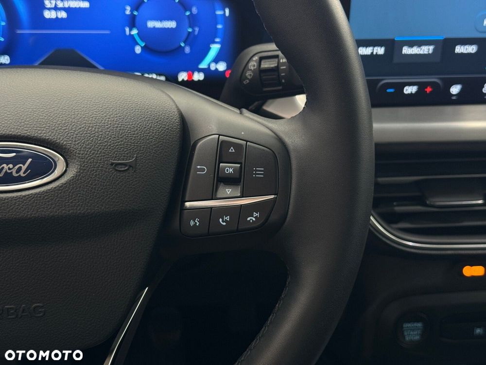 Ford Focus - 23