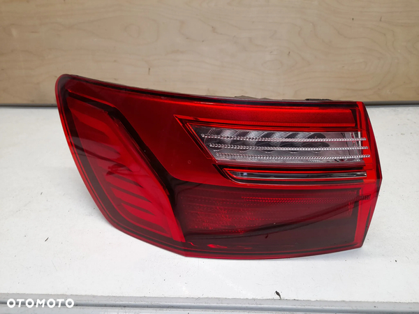 Audi A4 B9 LIFT kombi lampa LED lewy tył tylna 8W9945069AA