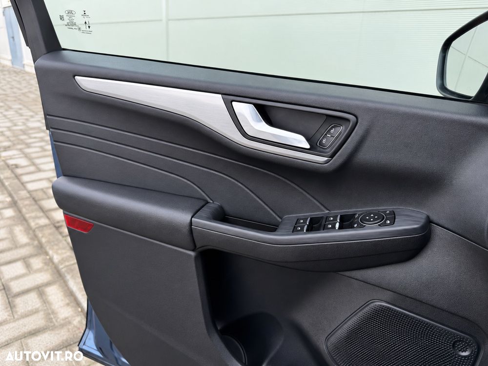 Ford Kuga - 21