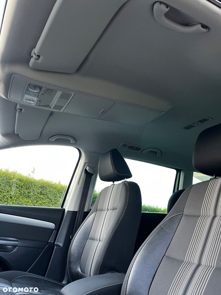 Volkswagen Sharan 2.0 TDI Highline - 15