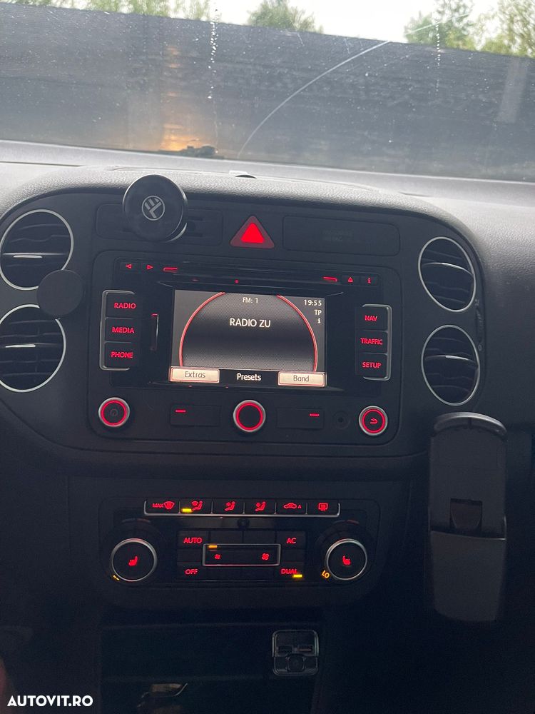 Volkswagen Golf Plus 1.6 TDI DPF BMT Comfortline - 7