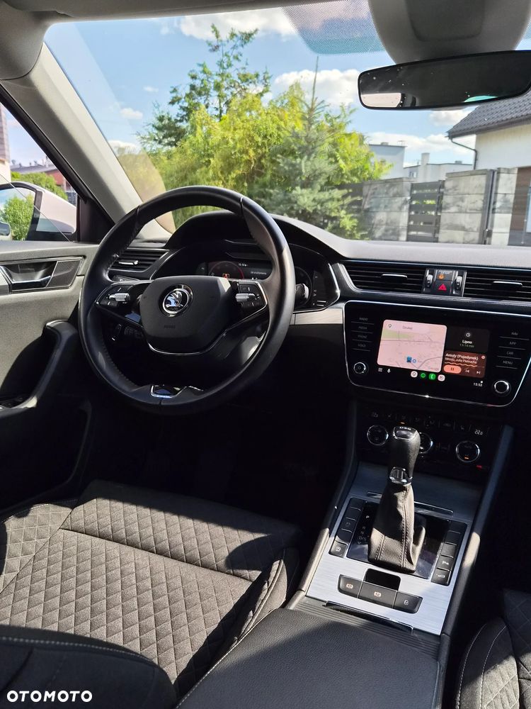 Skoda Superb 2.0 TDI SCR Ambition DSG - 8
